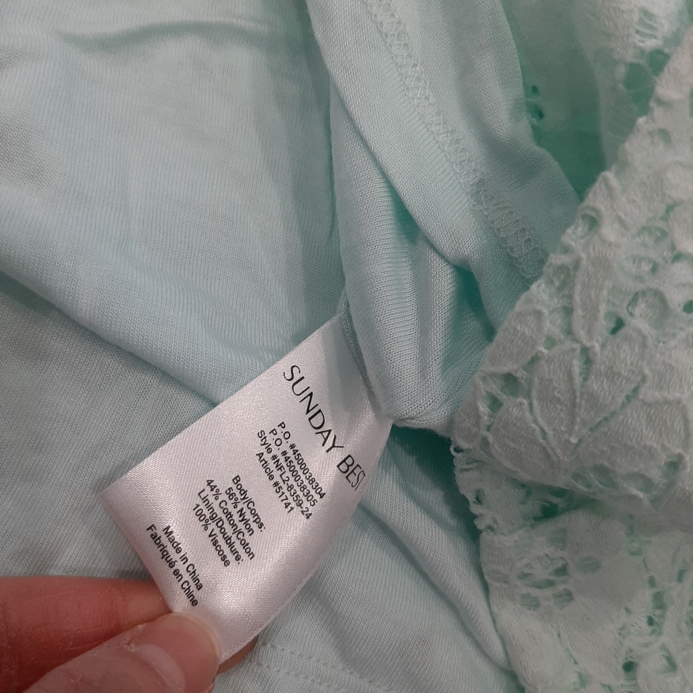 Aritzia Sunday Best Lace Skate Dress Lined size 4 - Picture 5 of 9